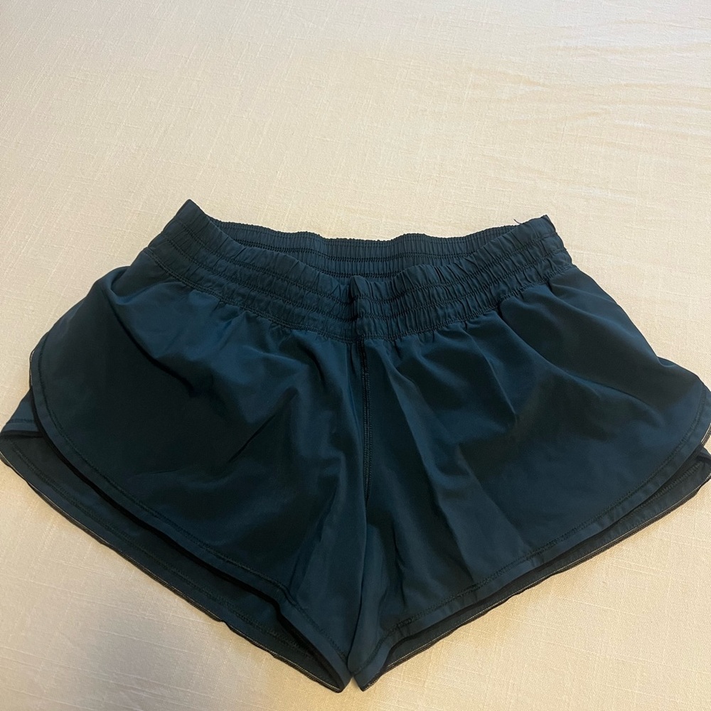 Women's lululemon teal shorts